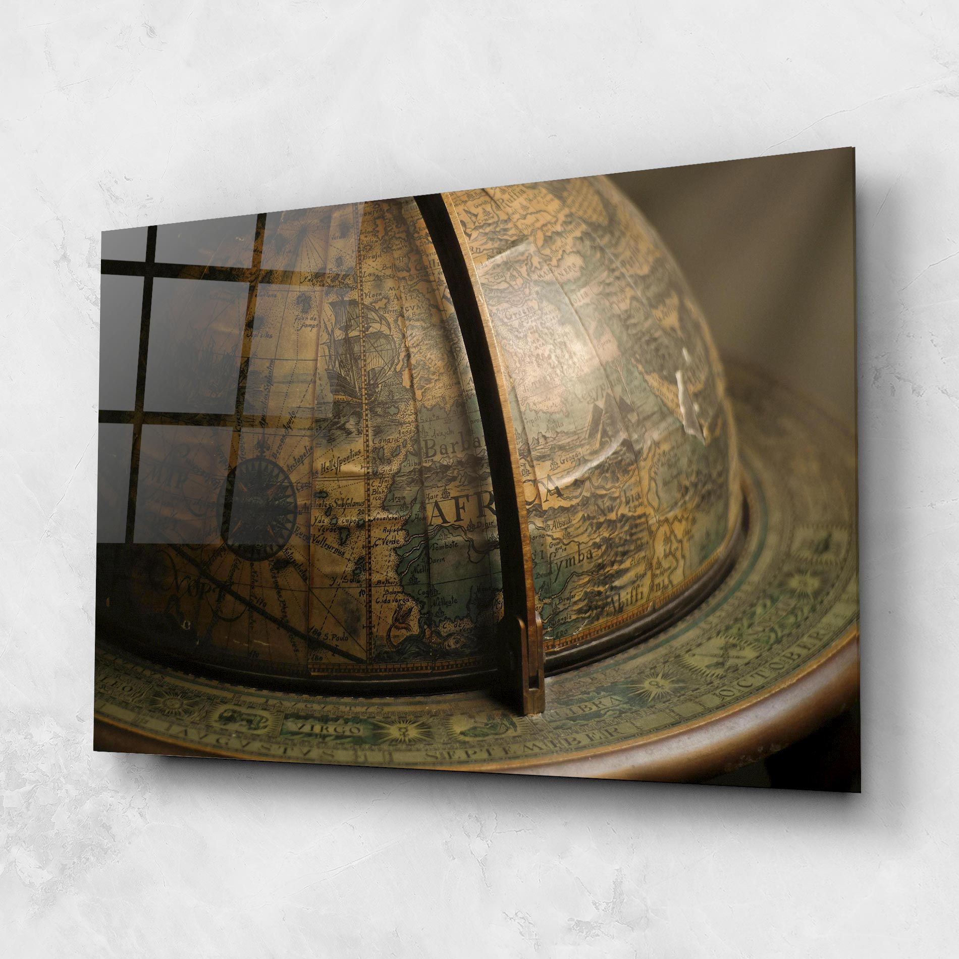 Globe Map mockup 1