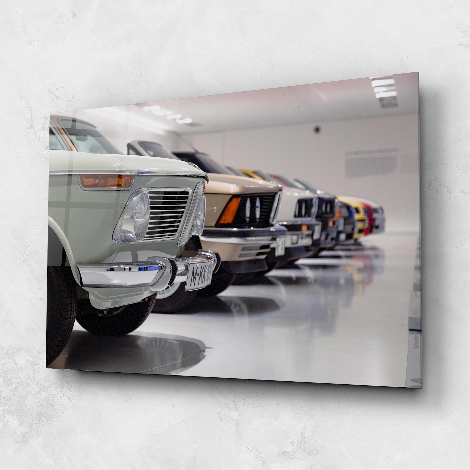 Tablou Sticla Vintage Cream Cars mockup 1