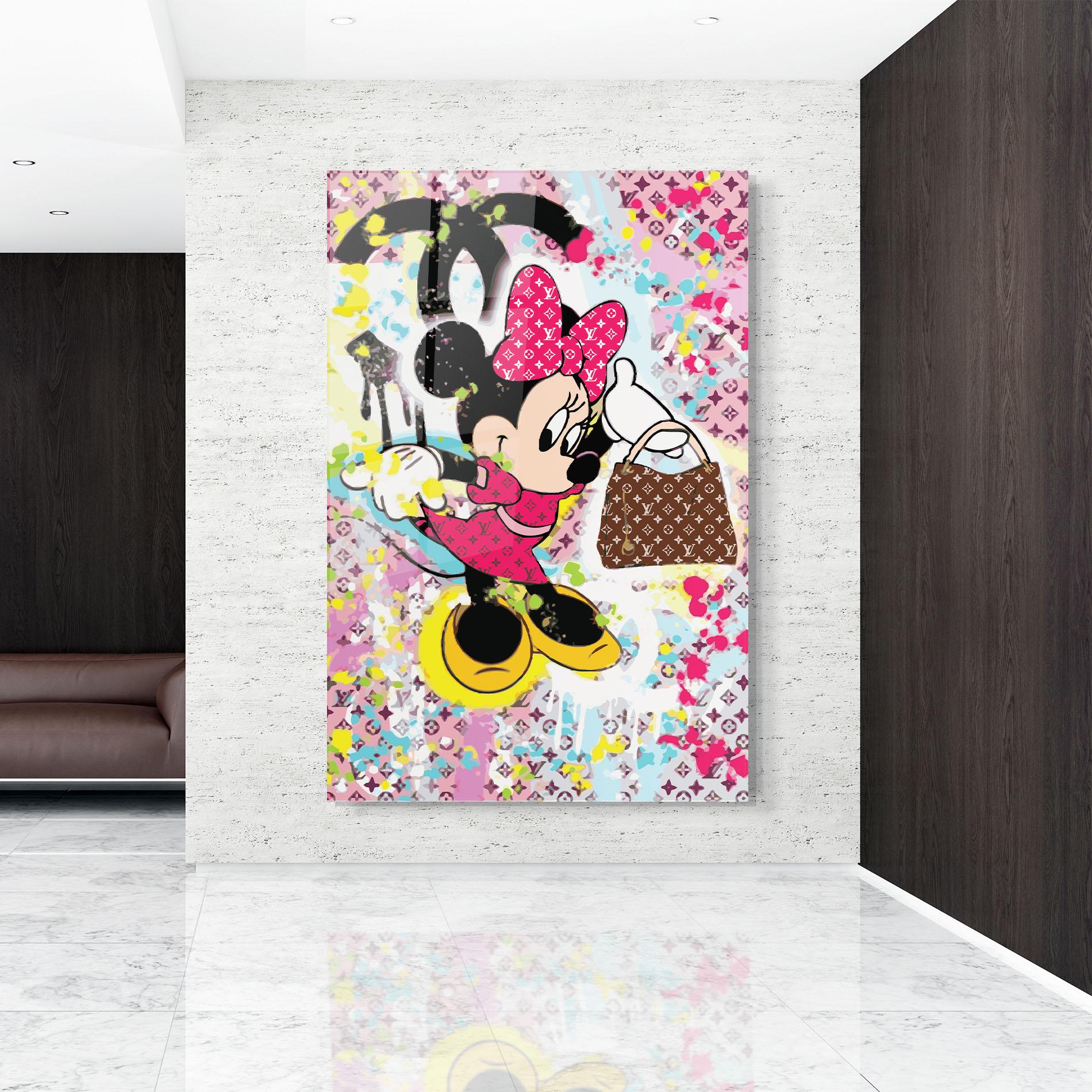 Tablou Sticla Minnie Comes Back In Fashion mockup 9