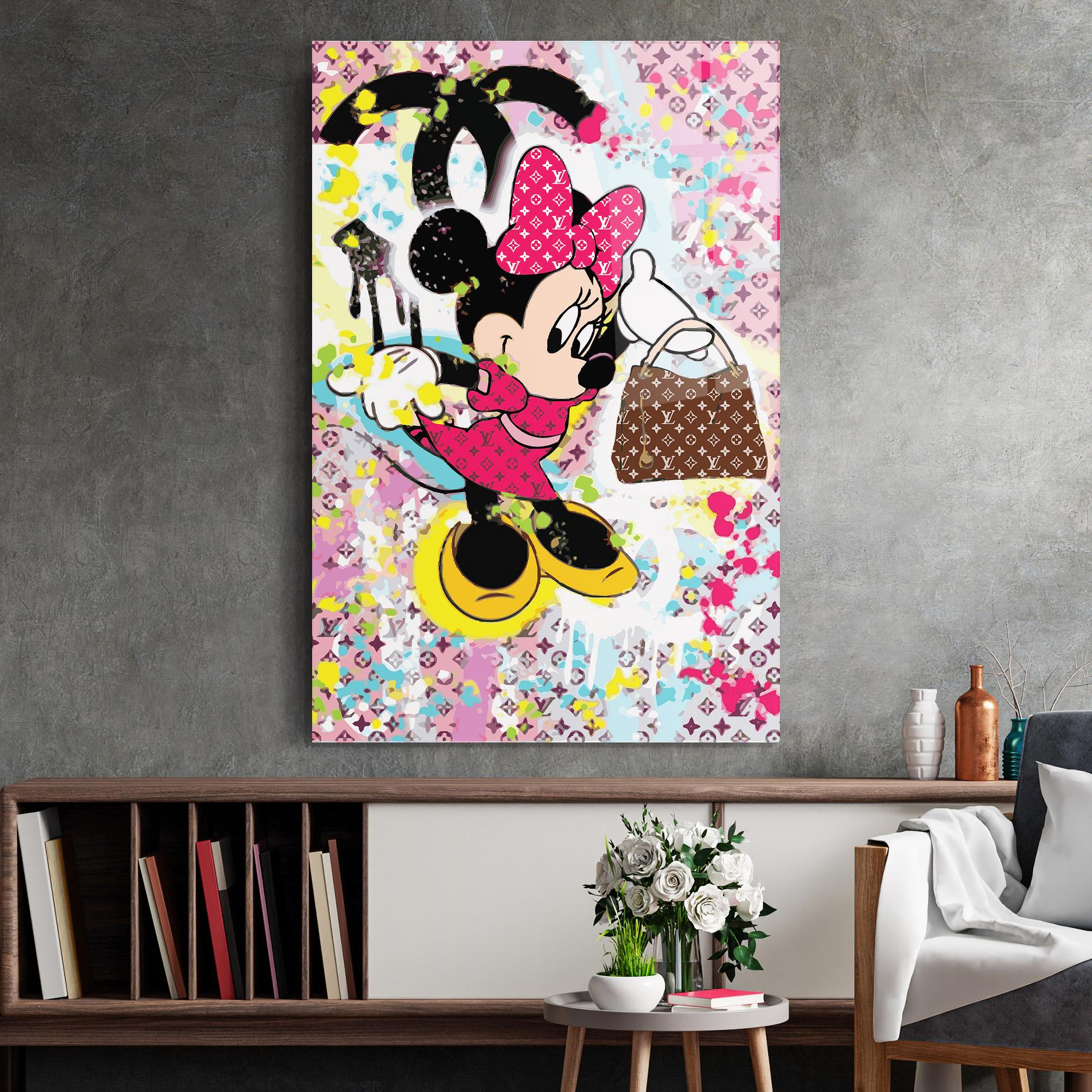 Tablou Sticla Minnie Comes Back In Fashion mockup 2