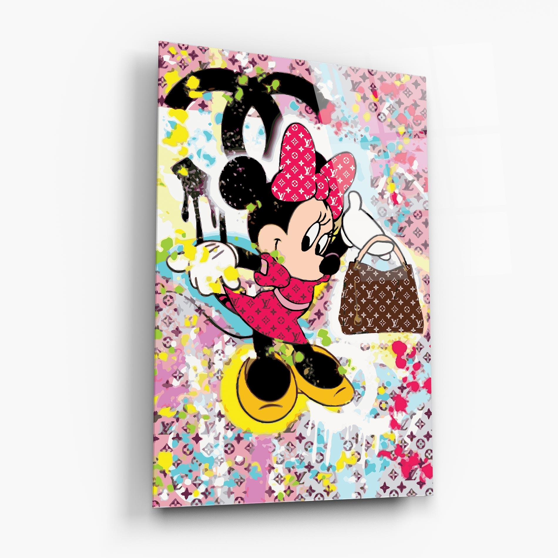 Tablou Sticla Minnie Comes Back In Fashion mockup 6