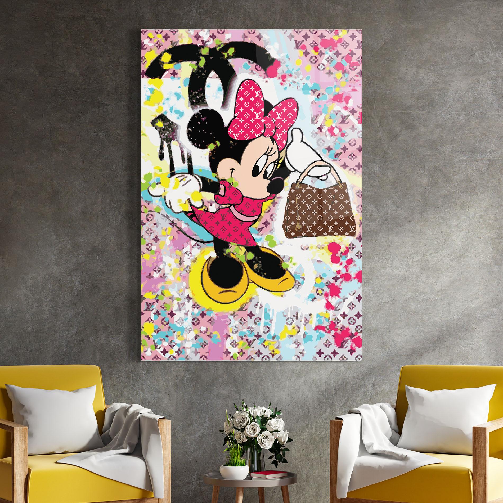 Tablou Sticla Minnie Comes Back In Fashion mockup 4