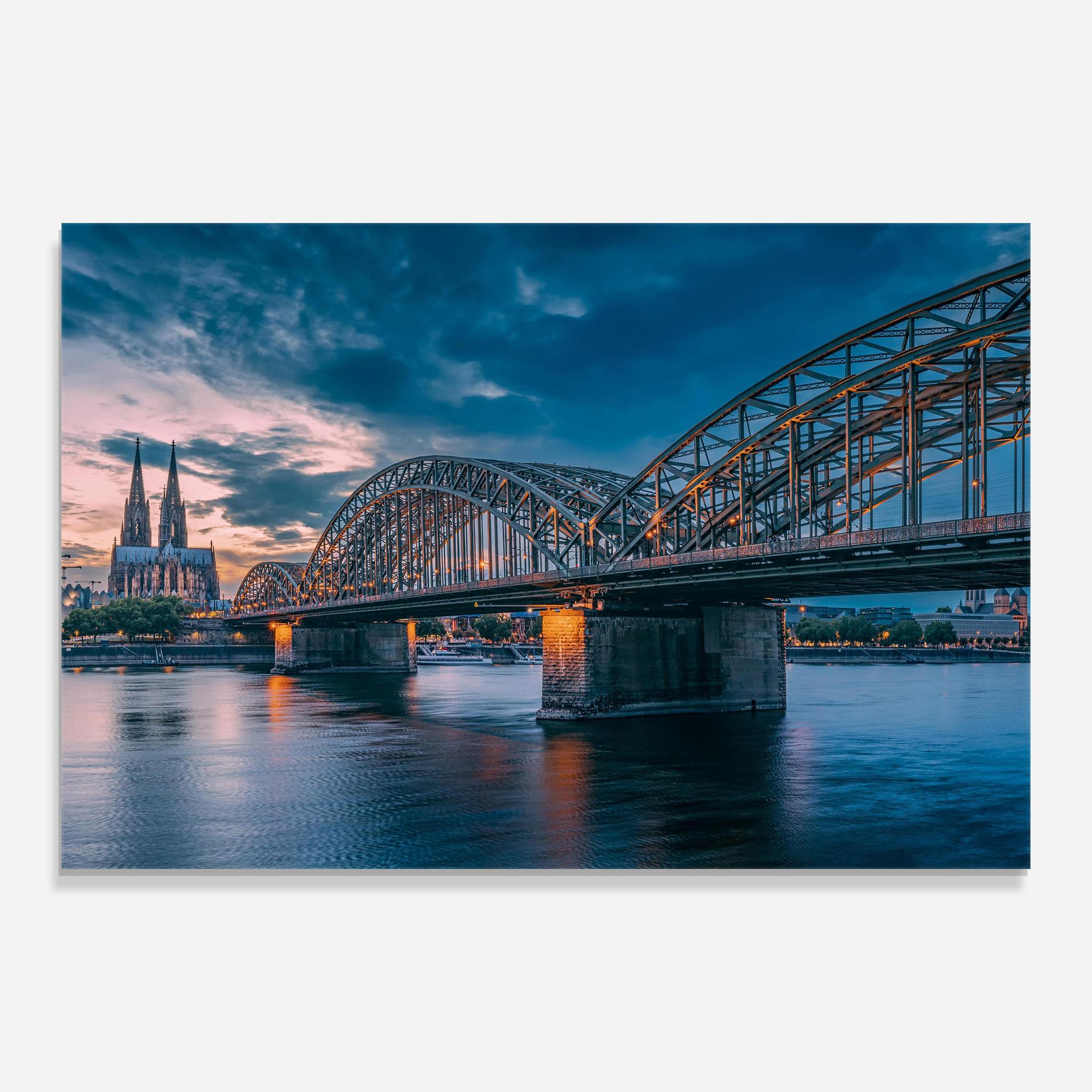 Tablou Sticla River Whith Trains mockup 0