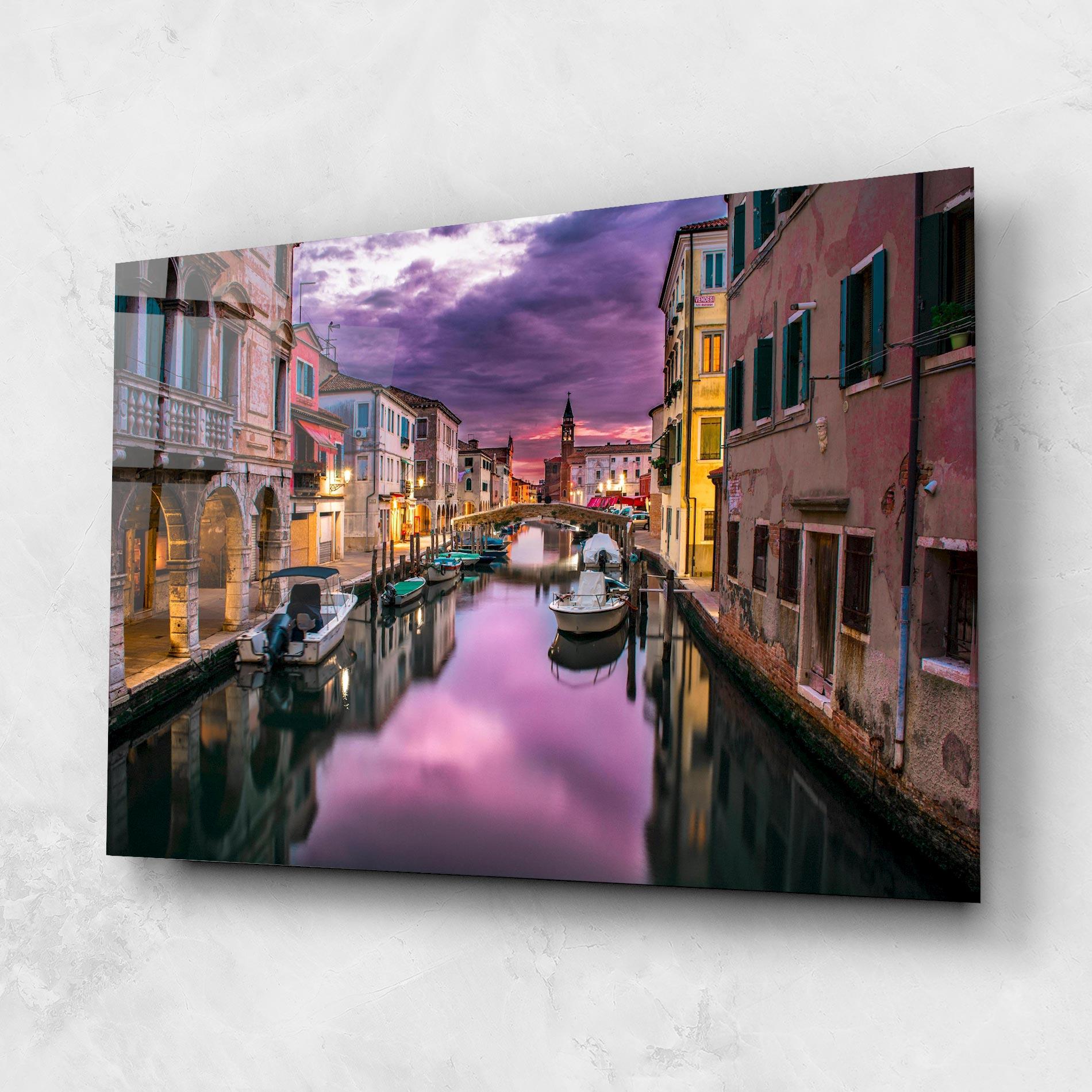 Tablou Sticla Purple Light Venecia mockup 1