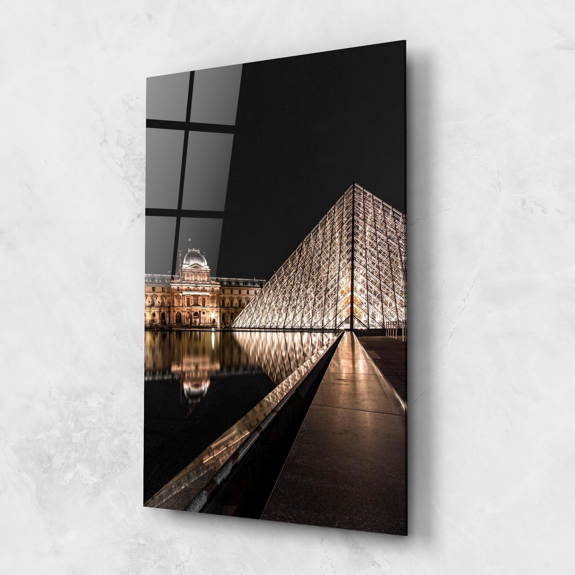 Tablou Sticla Louvre Night mockup 1