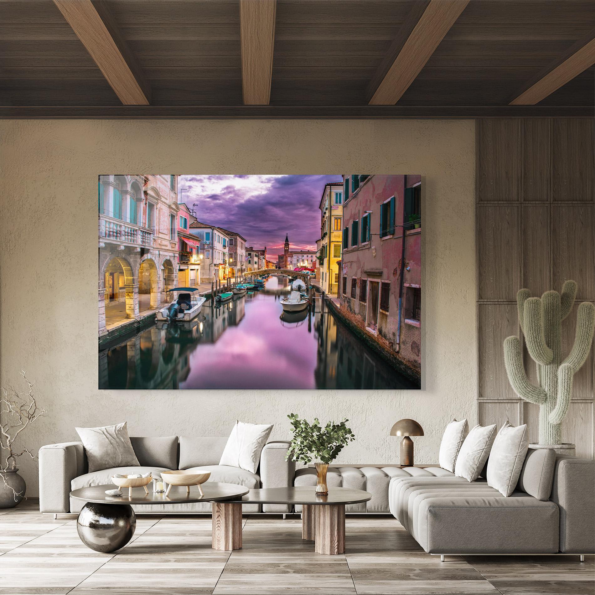 Tablou Sticla Purple Light Venecia mockup 8