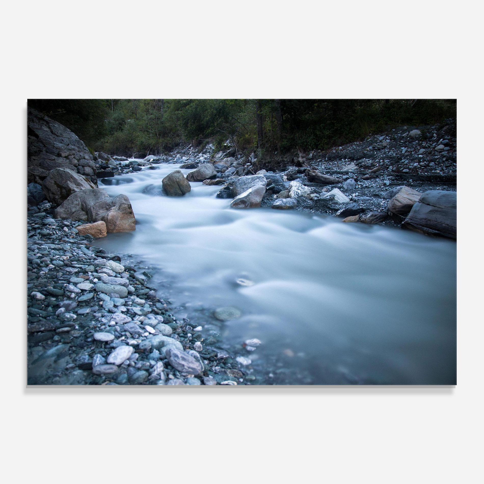 Tablou Sticla Grey Water Falling mockup 0