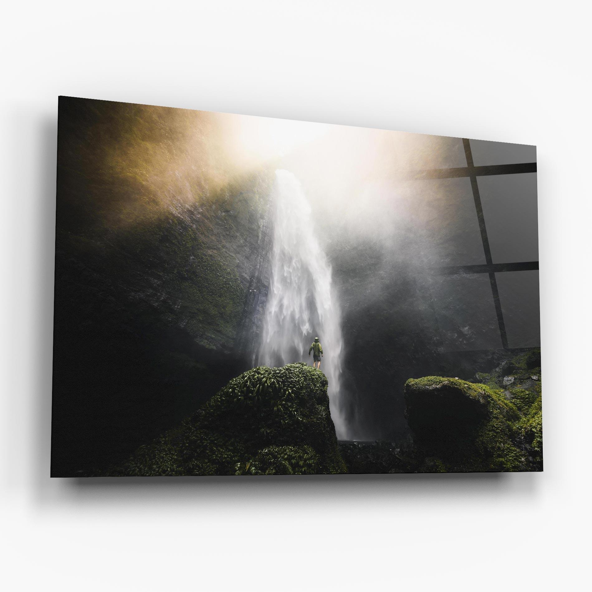 Tablou Sticla Green Man Waterfall mockup 6