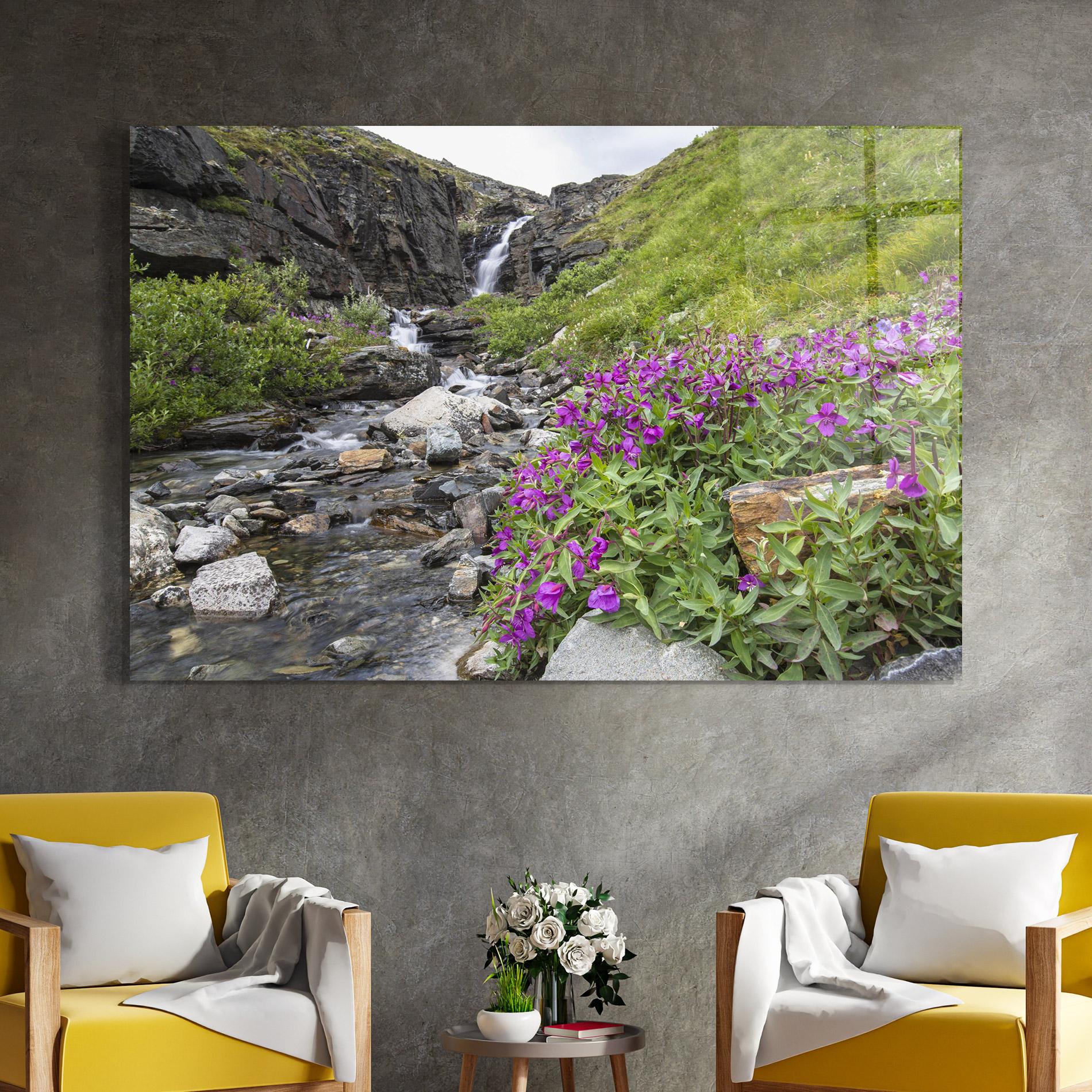 Tablou Sticla Purple Flowers Waterfall mockup 4