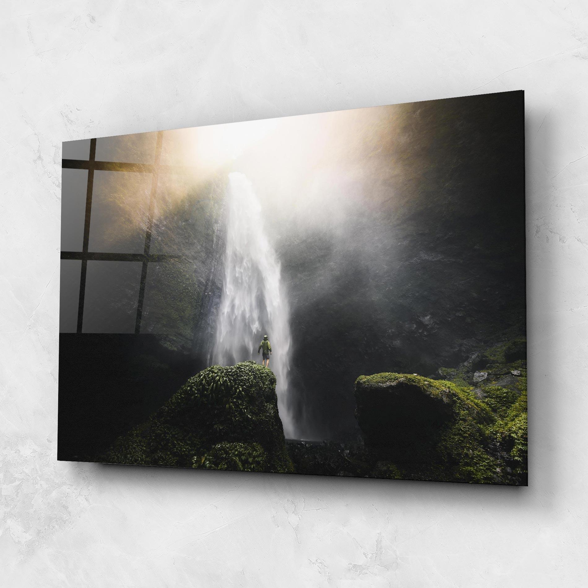 Tablou Sticla Green Man Waterfall mockup 1