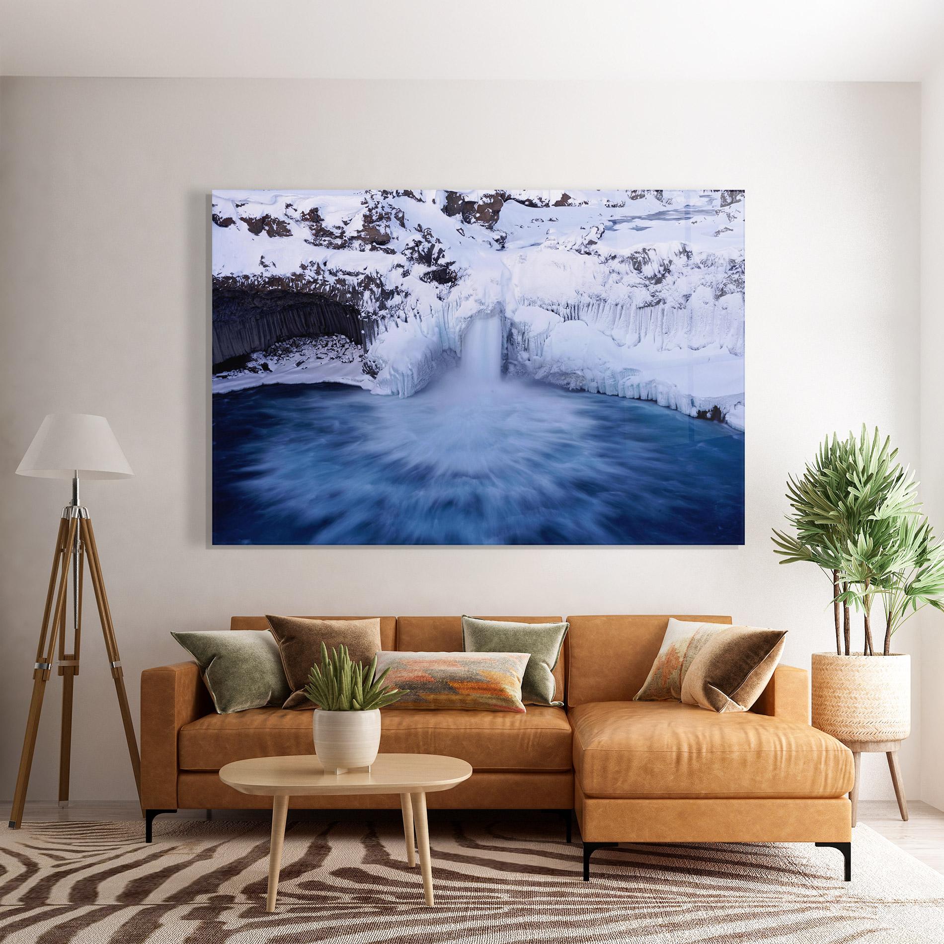 Tablou Sticla Snow Waterfall mockup 7