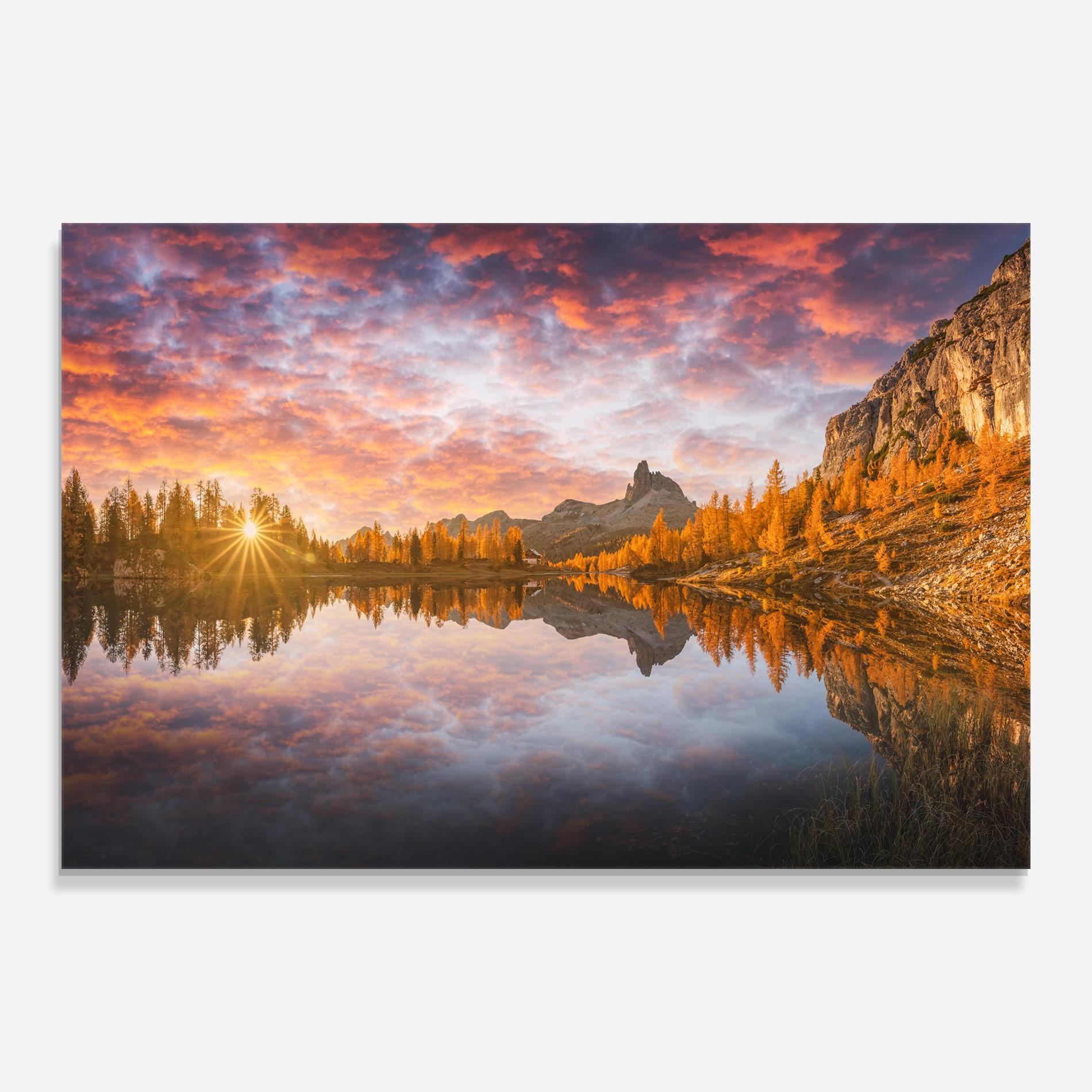 Tablou Sticla Yellow Light Lake mockup 0