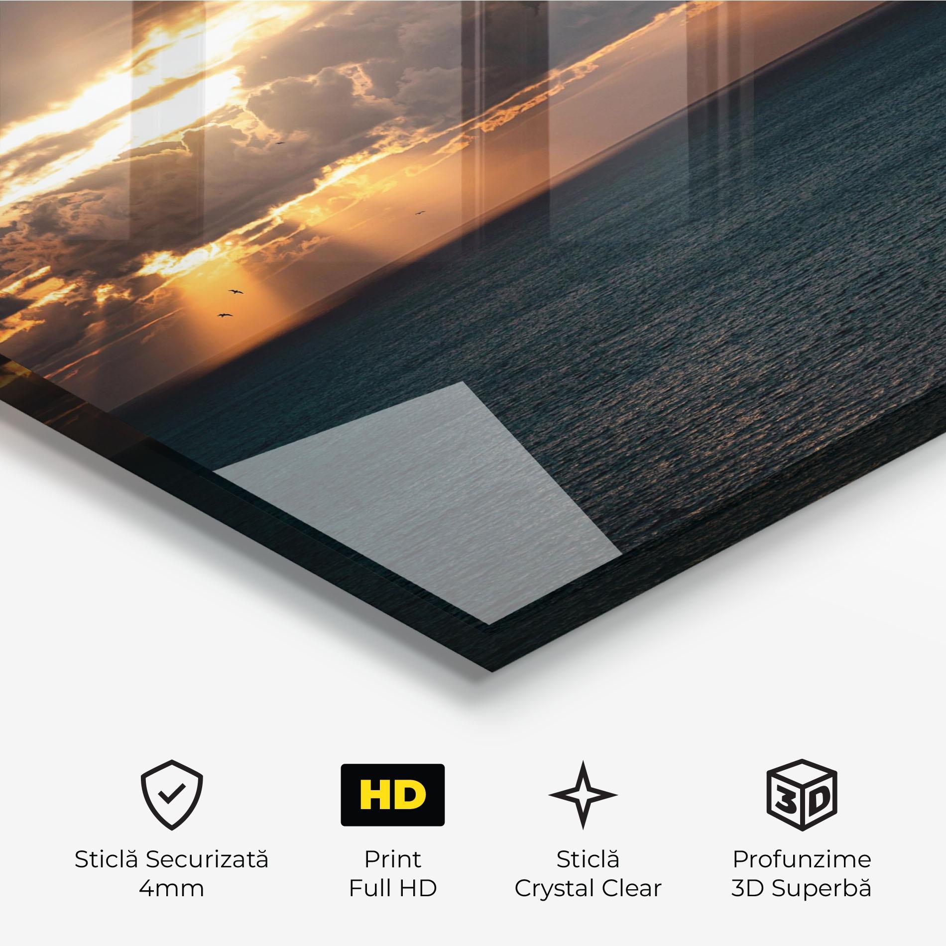 Tablou Sticla Cloudy Sunrise mockup 3