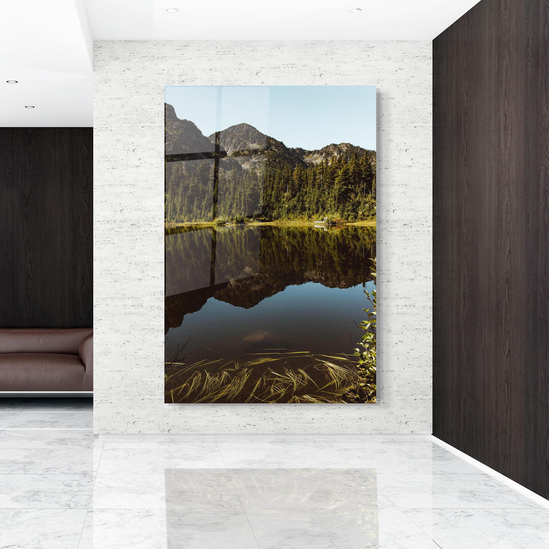 Tablou Sticla Big Lake Mountain mockup 9