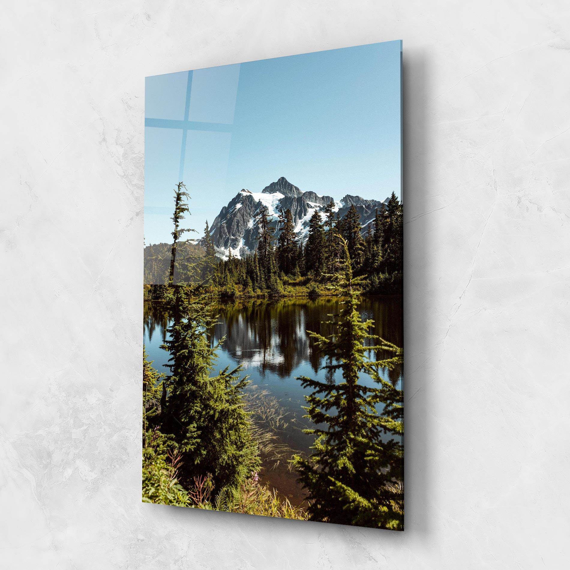 Tablou Sticla Forest Snow Mountain mockup 1