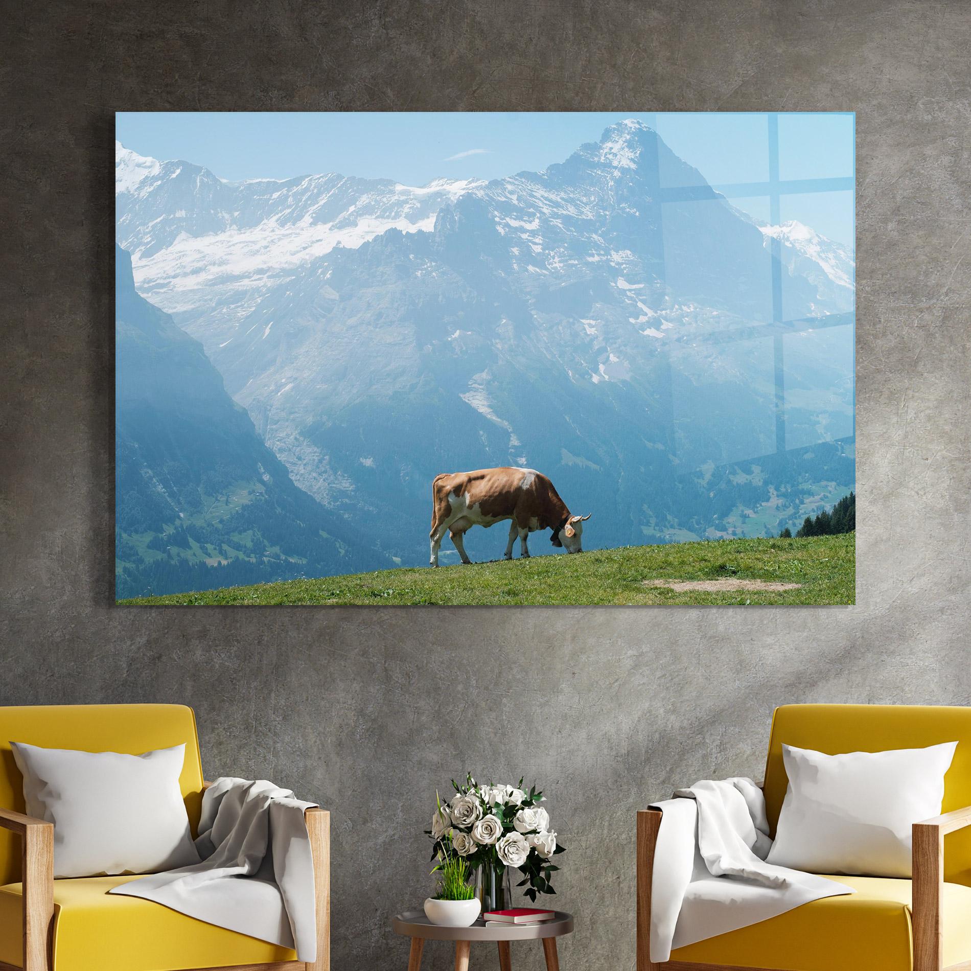 Tablou Sticla Cow Mountain mockup 4