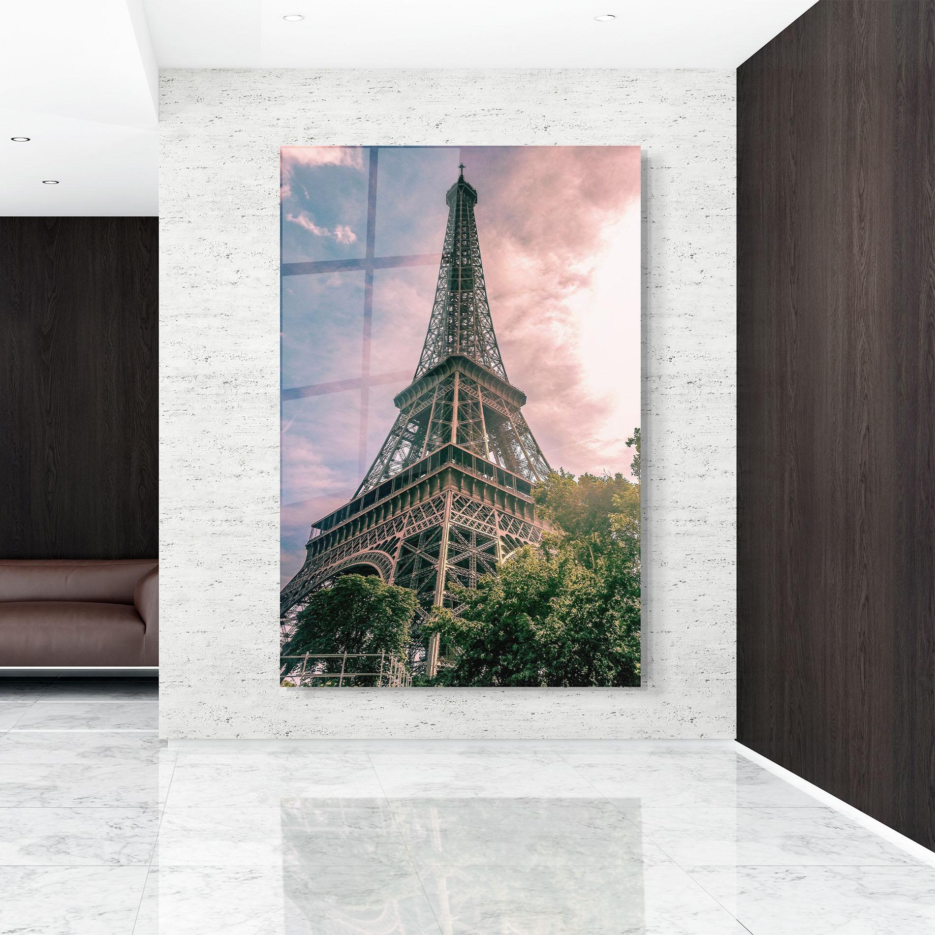 Tablou Sticla Eiffel Under Pink Sky mockup 9