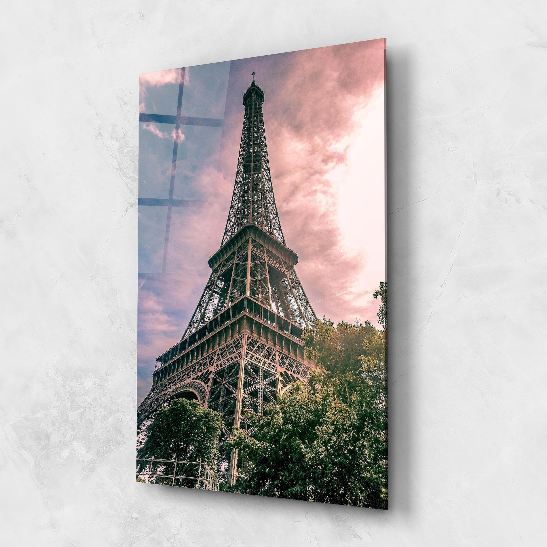 Tablou Sticla Eiffel Under Pink Sky mockup 1