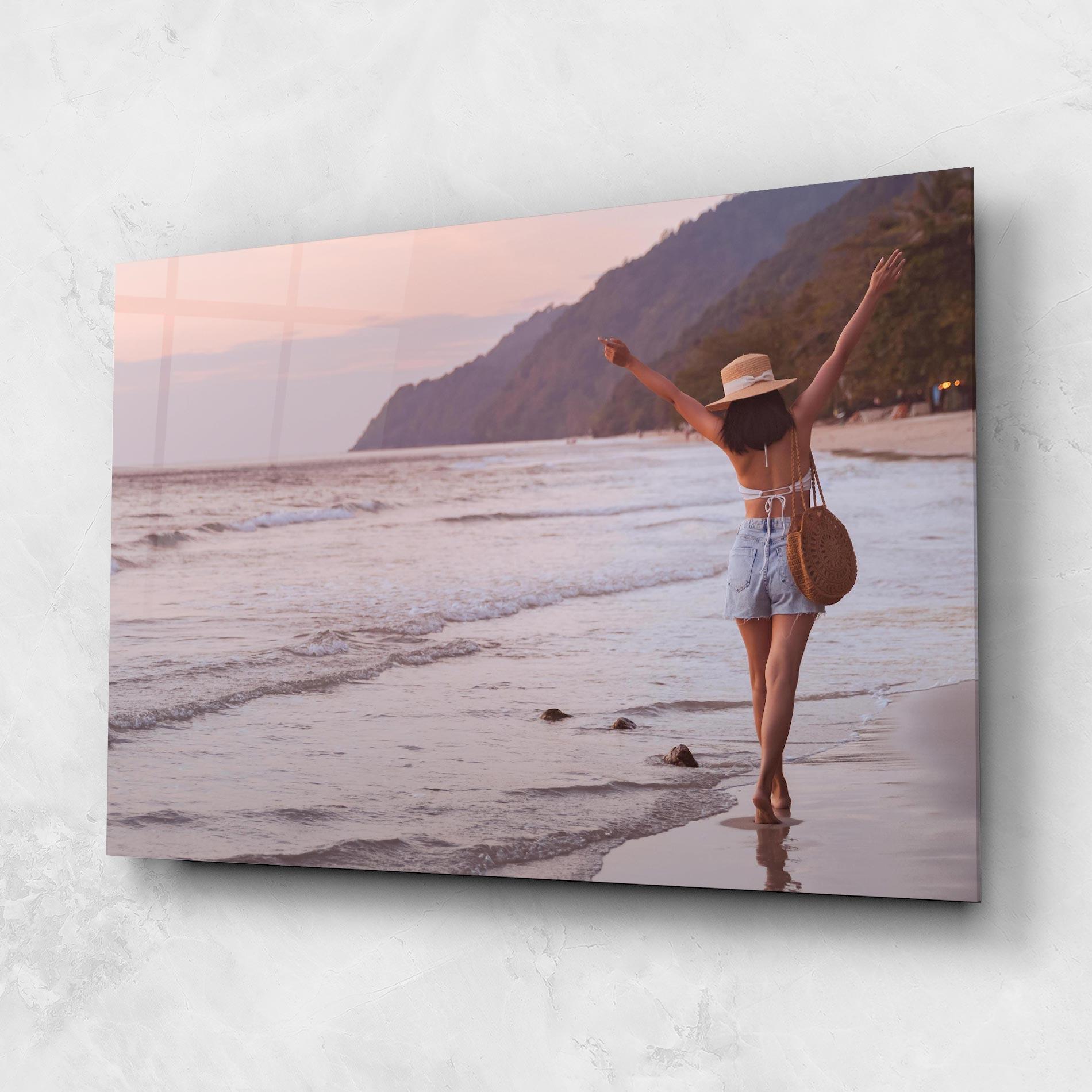 Tablou Sticla Beach Traveler mockup 1