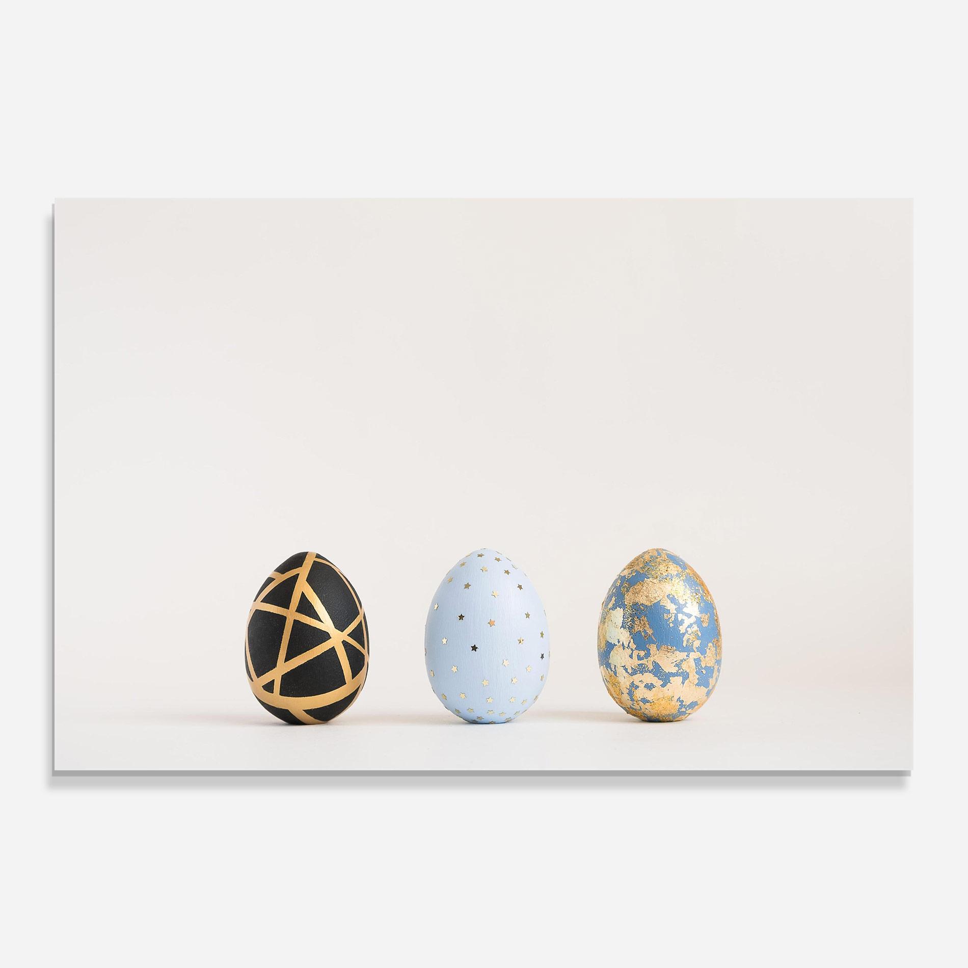 Tablou Sticla Three Easter Golden Eggs mockup 0
