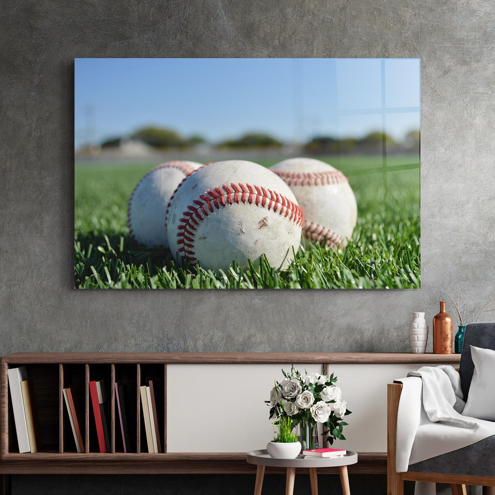 Tablou Sticla Baseball Ball In Grass mockup 2