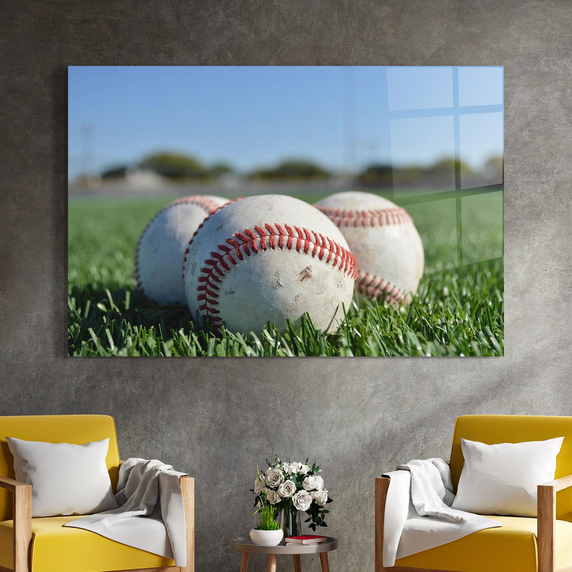 Tablou Sticla Baseball Ball In Grass mockup 4