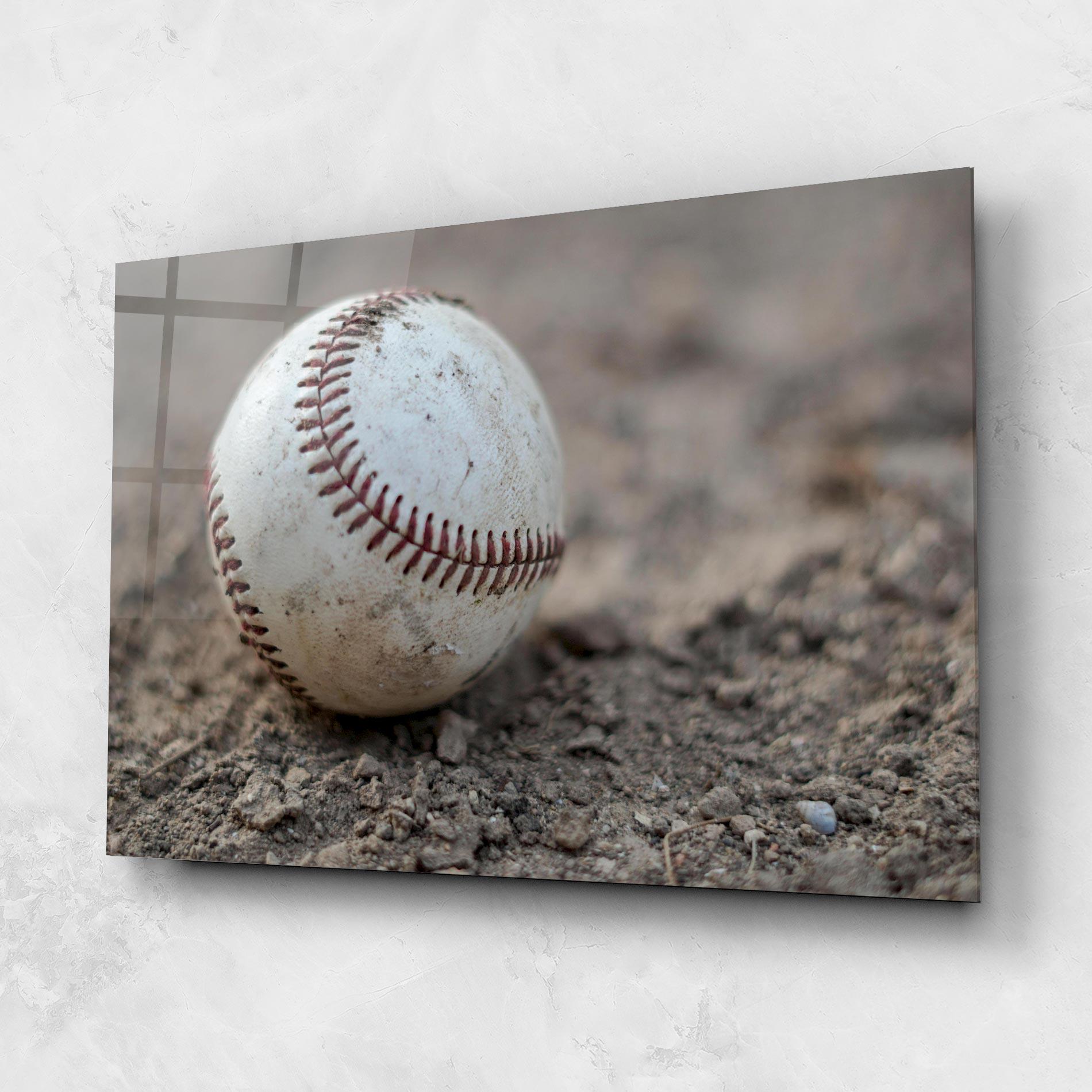 Tablou Sticla Dusty Baseball Ball mockup 1