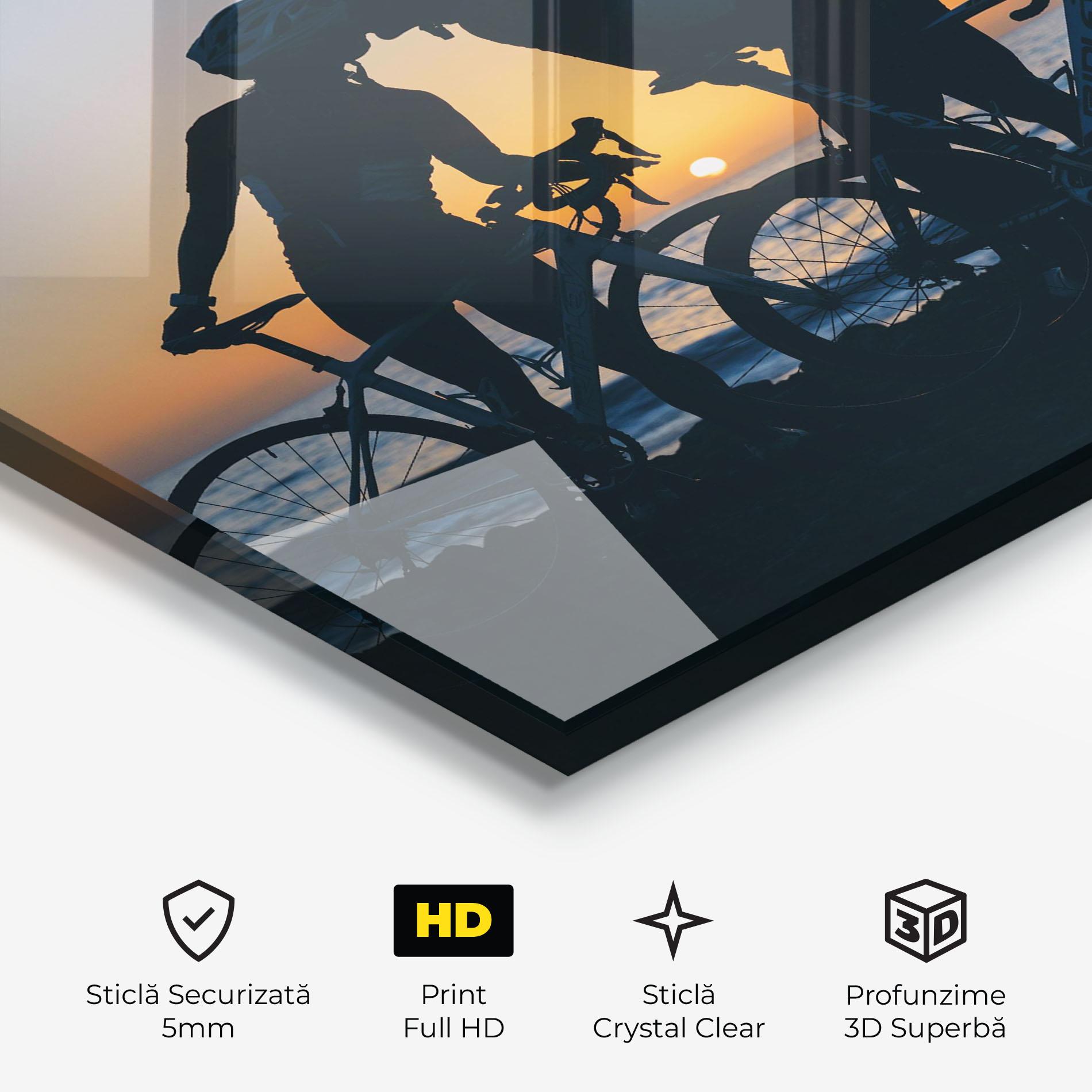 Tablou Sticla Bike Couple Kissing mockup 3