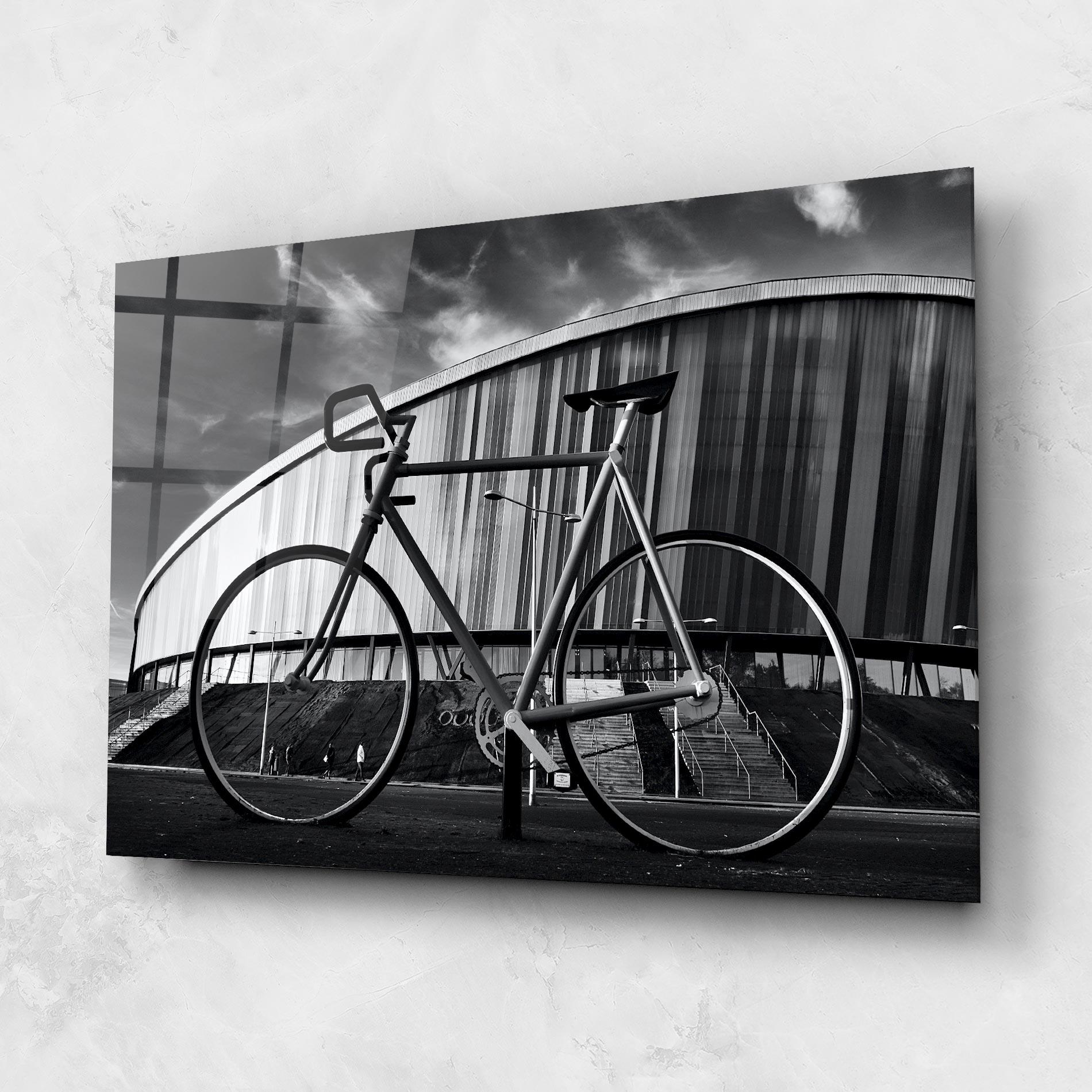 Tablou Sticla Big Grey Bike mockup 1