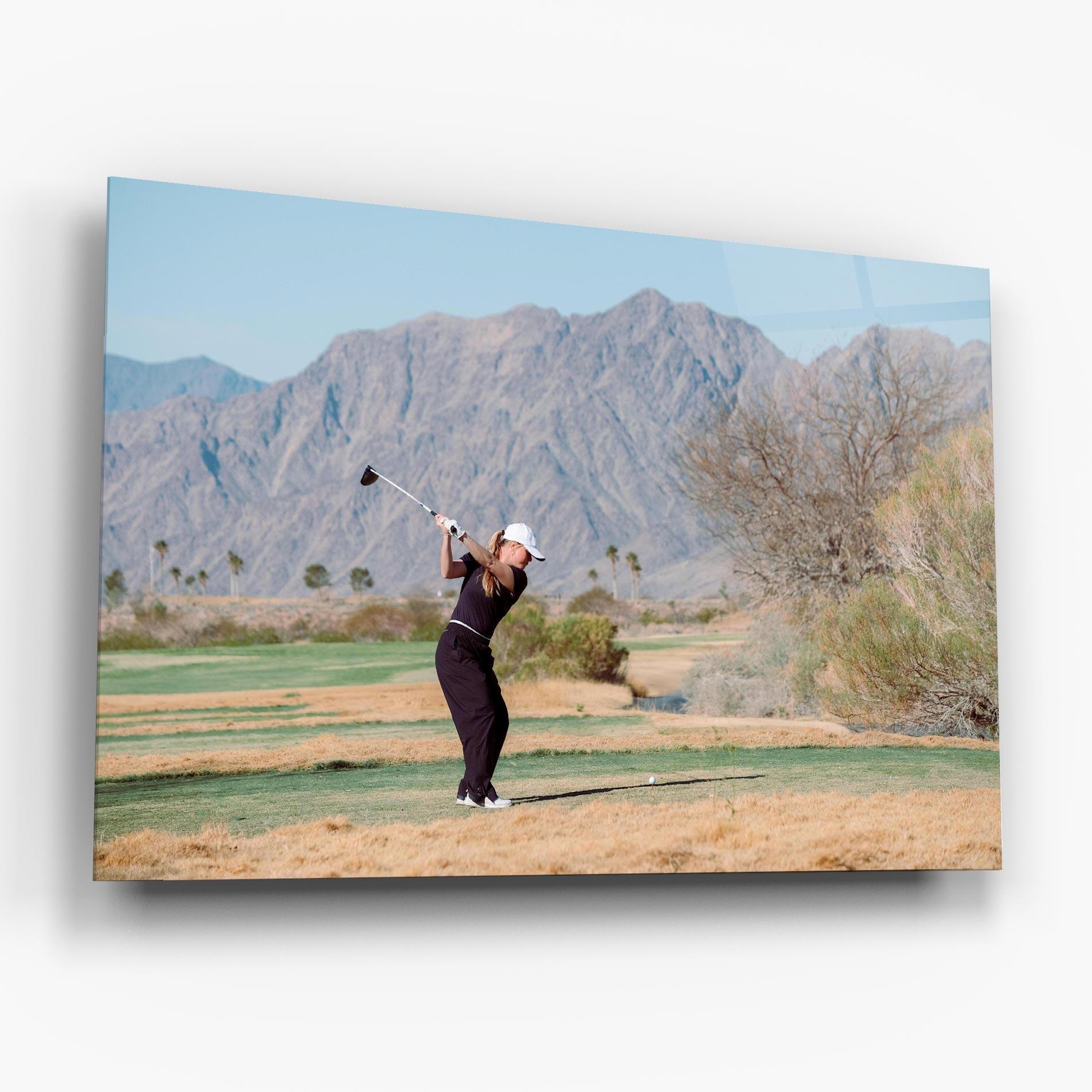 Tablou Sticla Golf Player Woman mockup 6