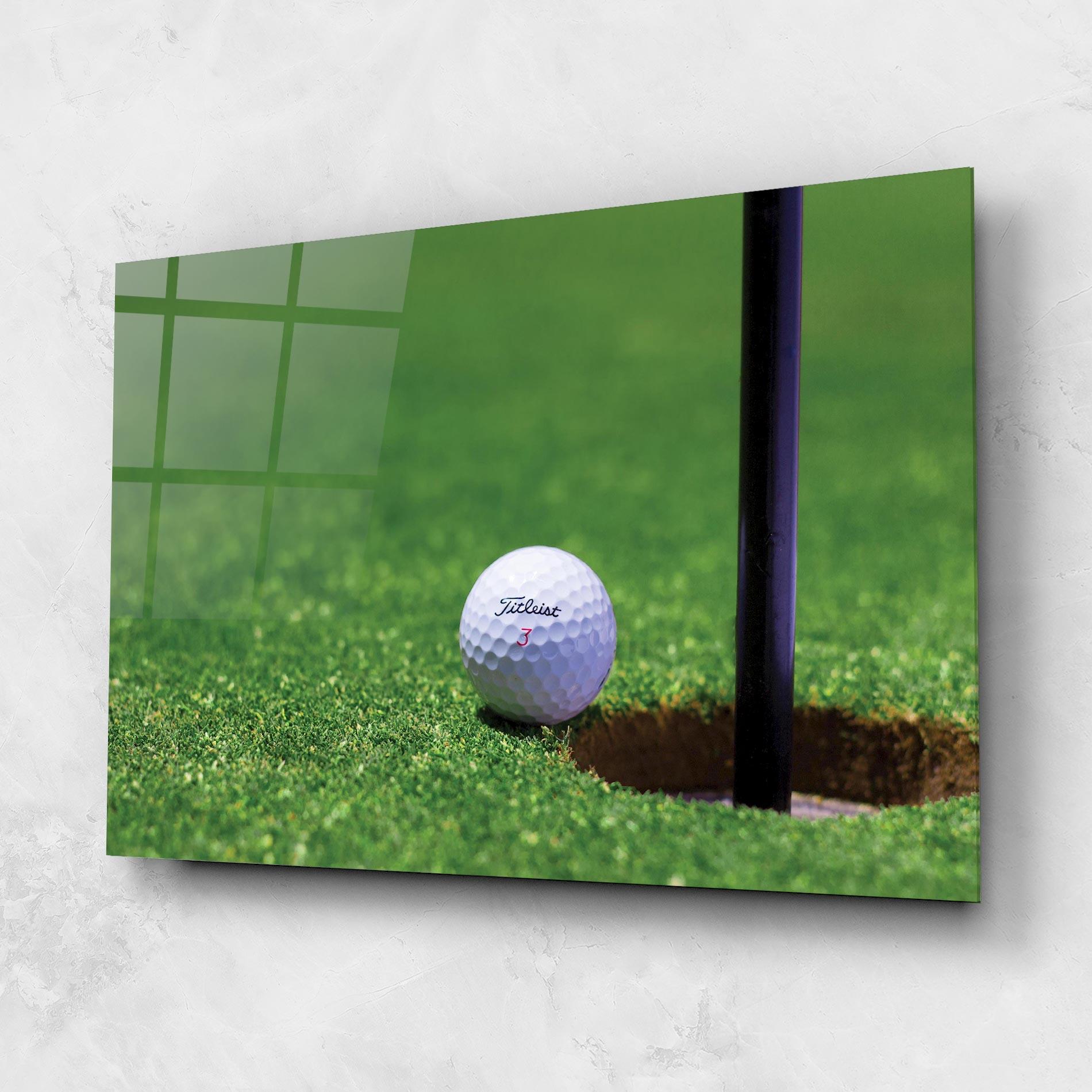 Tablou Sticla Close To Ball Golf Ball mockup 1