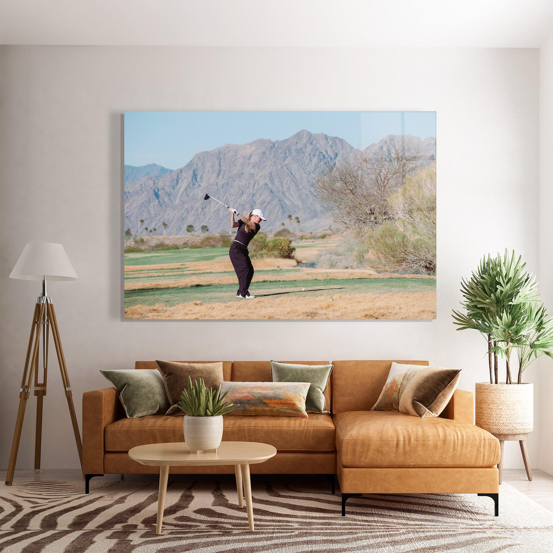 Tablou Sticla Golf Player Woman mockup 7